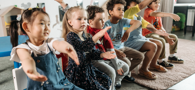 photo of a group of children in kindergarten